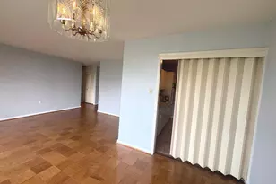 10500 Rockville Pik, Rockville, MD 20852 - Photo 14