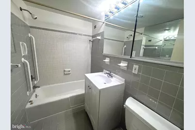 10500 Rockville Pik #614, Rockville, MD 20852 - Photo 14
