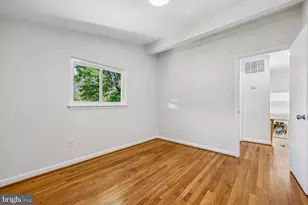 300 Gilsan Ct, Silver Spring, MD 20902 - Photo 78