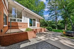 300 Gilsan Ct, Silver Spring, MD 20902 - Photo 24