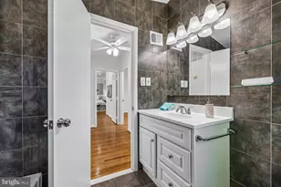 300 Gilsan Ct, Silver Spring, MD 20902 - Photo 82