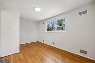 300 Gilsan Ct, Silver Spring, MD 20902 - Photo 76