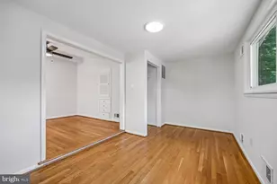 300 Gilsan Ct, Silver Spring, MD 20902 - Photo 74