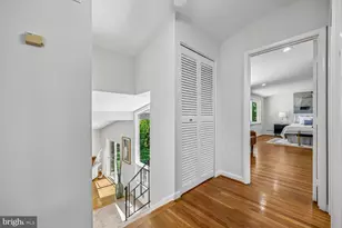 300 Gilsan Ct, Silver Spring, MD 20902 - Photo 58