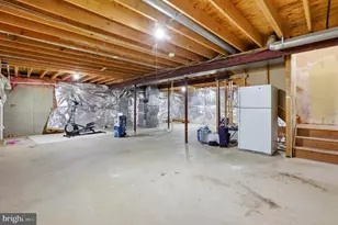 119 Thurgood St, Gaithersburg, MD 20878 - Photo 52