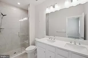 8178 Red Hook St, Rockville, MD 20855 - Photo 18