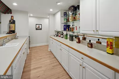 6211 Yorkshire Terrace, Bethesda, MD 20814 - Photo 32