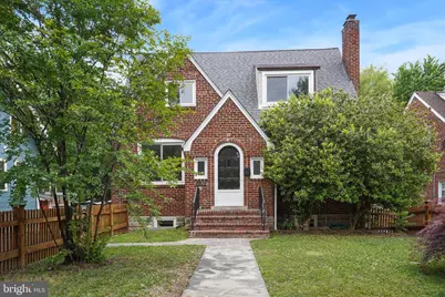 8209 Flower Avenue, Takoma Park, MD 20912 - Photo 2