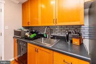 15613 Wembrough St, Silver Spring, MD 20905 - Photo 12