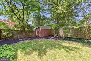 4405 Clearbrook Ln, Kensington, MD 20895 - Photo 38