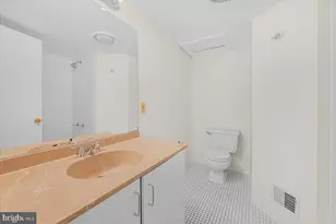 4405 Clearbrook Ln, Kensington, MD 20895 - Photo 30