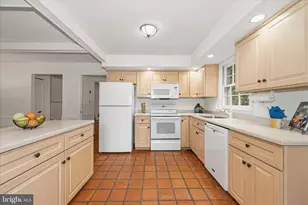 9924 Shrewsbury Ct, Montgomery Village, MD 20886 - Photo 22