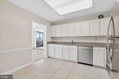 7420 Westlake Terrace #1210, Bethesda, MD 20817 - Photo 4