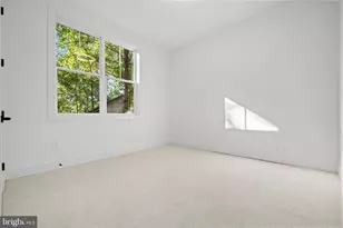 811 Sligo Creek Pkwy, Takoma Park, MD 20912 - Photo 30