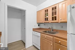 5100 Dorset Ave, Chevy Chase, MD 20815 - Photo 28