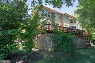 2011 Ashleigh Woods Ct, Rockville, MD 20851 - Photo 24
