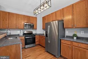 2011 Ashleigh Woods Ct, Rockville, MD 20851 - Photo 6