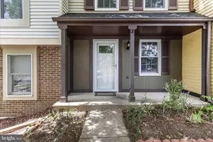 19453 Breezedale Ln, Germantown, MD 20876 - Photo 2
