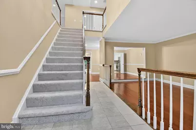 7435 Crestberry Lane, Bethesda, MD 20817 - Photo 6