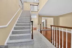 7435 Crestberry Ln, Bethesda, MD 20817 - Photo 6