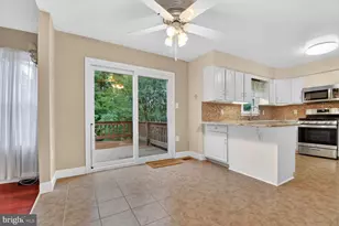 7435 Crestberry Ln, Bethesda, MD 20817 - Photo 18