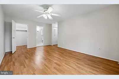 421 Christopher Avenue #14, Gaithersburg, MD 20879 - Photo 42