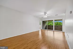 421 Christopher Ave, Gaithersburg, MD 20879 - Photo 8