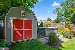 9504 Biltmore Dr, Silver Spring, MD 20901 - Photo 44