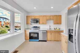 26 Timber Rock Rd, Gaithersburg, MD 20878 - Photo 6