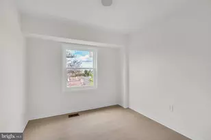 26 Timber Rock Rd, Gaithersburg, MD 20878 - Photo 14