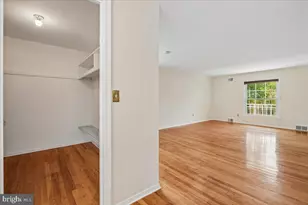 11119 Lamplighter Ln, Potomac, MD 20854 - Photo 28