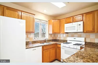 22006 Stone Pier Lane, Clarksburg, MD 20871 - Photo 8