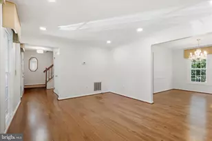 8615 Aqueduct Rd, Potomac, MD 20854 - Photo 6