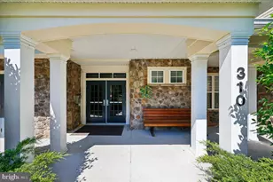 310 High Gables Dr, Gaithersburg, MD 20878 - Photo 2