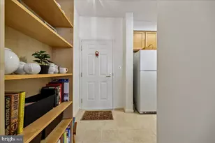 310 High Gables Dr, Gaithersburg, MD 20878 - Photo 6