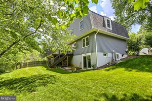 8 Bouldercrest Ct, Rockville, MD 20850 - Photo 42