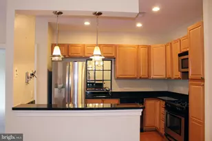 38 Maryland Ave, Rockville, MD 20850 - Photo 2