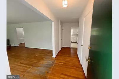10001 Woodhill Road, Bethesda, MD 20817 - Photo 4