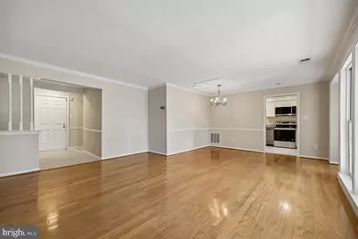 5717 Brewer House Circle #202, North Bethesda, MD 20852 - Photo 6