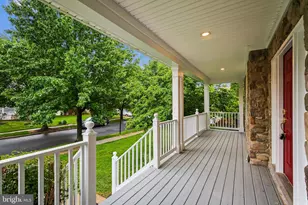 14226 Floral Park Dr, North Potomac, MD 20878 - Photo 4
