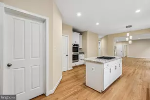 14226 Floral Park Dr, North Potomac, MD 20878 - Photo 24