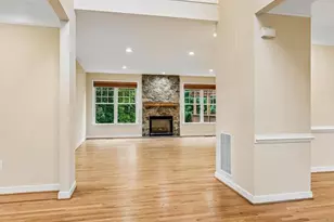 14226 Floral Park Dr, North Potomac, MD 20878 - Photo 8