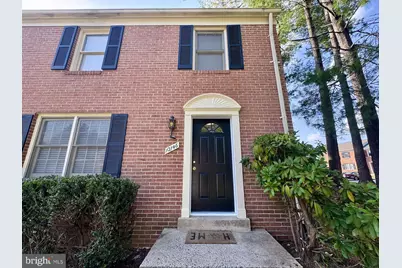 12146 Bentridge Place, Potomac, MD 20854 - Photo 2