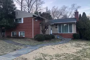 5101 Danbury Rd, Bethesda, MD 20814 - Photo 2