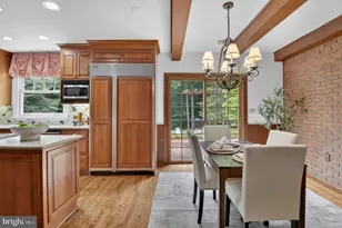 11300 Tara Rd, Potomac, MD 20854 - Photo 30