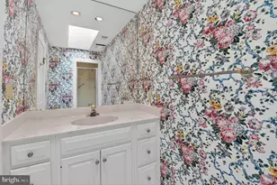 11300 Tara Rd, Potomac, MD 20854 - Photo 52