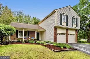 302 Bostwick Ln, Gaithersburg, MD 20878 - Photo 2