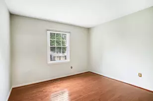 302 Bostwick Ln, Gaithersburg, MD 20878 - Photo 32