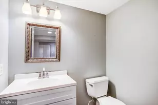 302 Bostwick Ln, Gaithersburg, MD 20878 - Photo 44