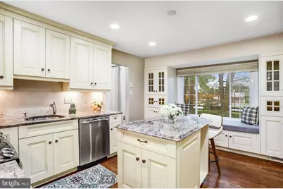 302 Bostwick Lane, Gaithersburg, MD 20878 - Photo 6